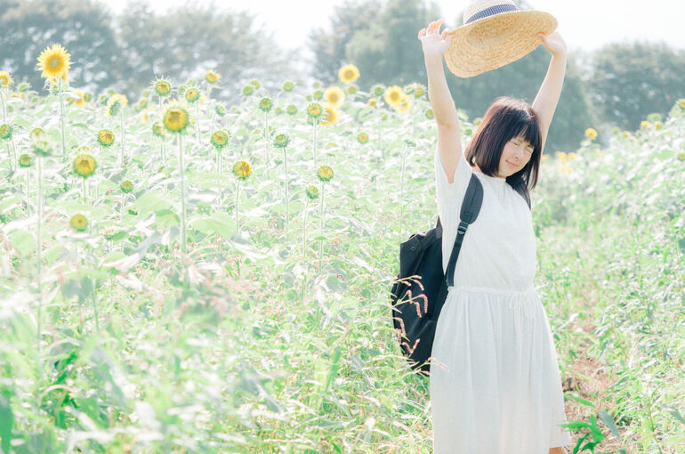 himawaribatake jyosei pakutaso